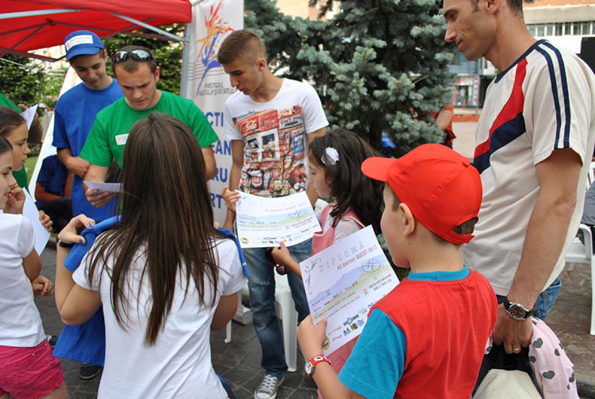 Zilele Tineretului 2013 cu Asociatia Drumetii Montane